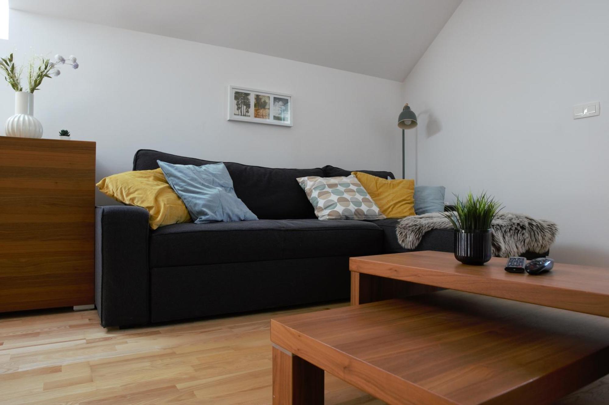 Domen'S Cozy Rentals Крань Екстер'єр фото